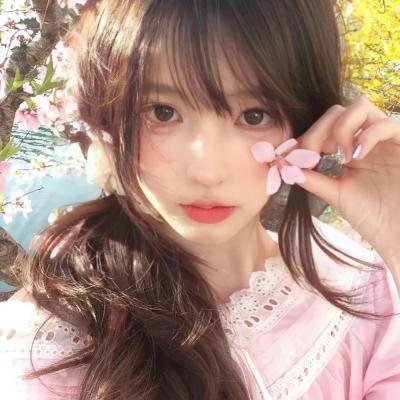 红粉妖魔